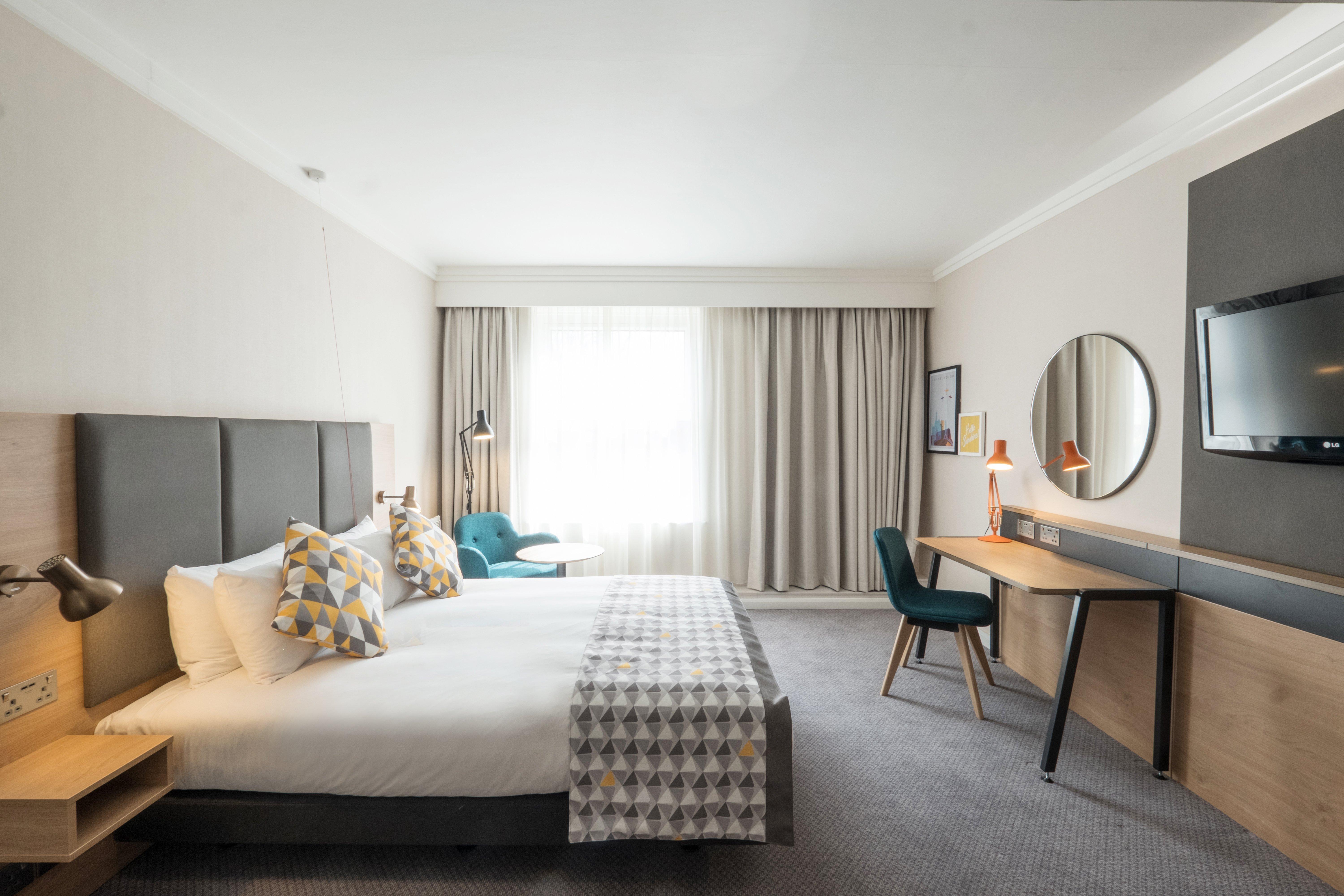 Holiday Inn Farnborough By Ihg Dış mekan fotoğraf