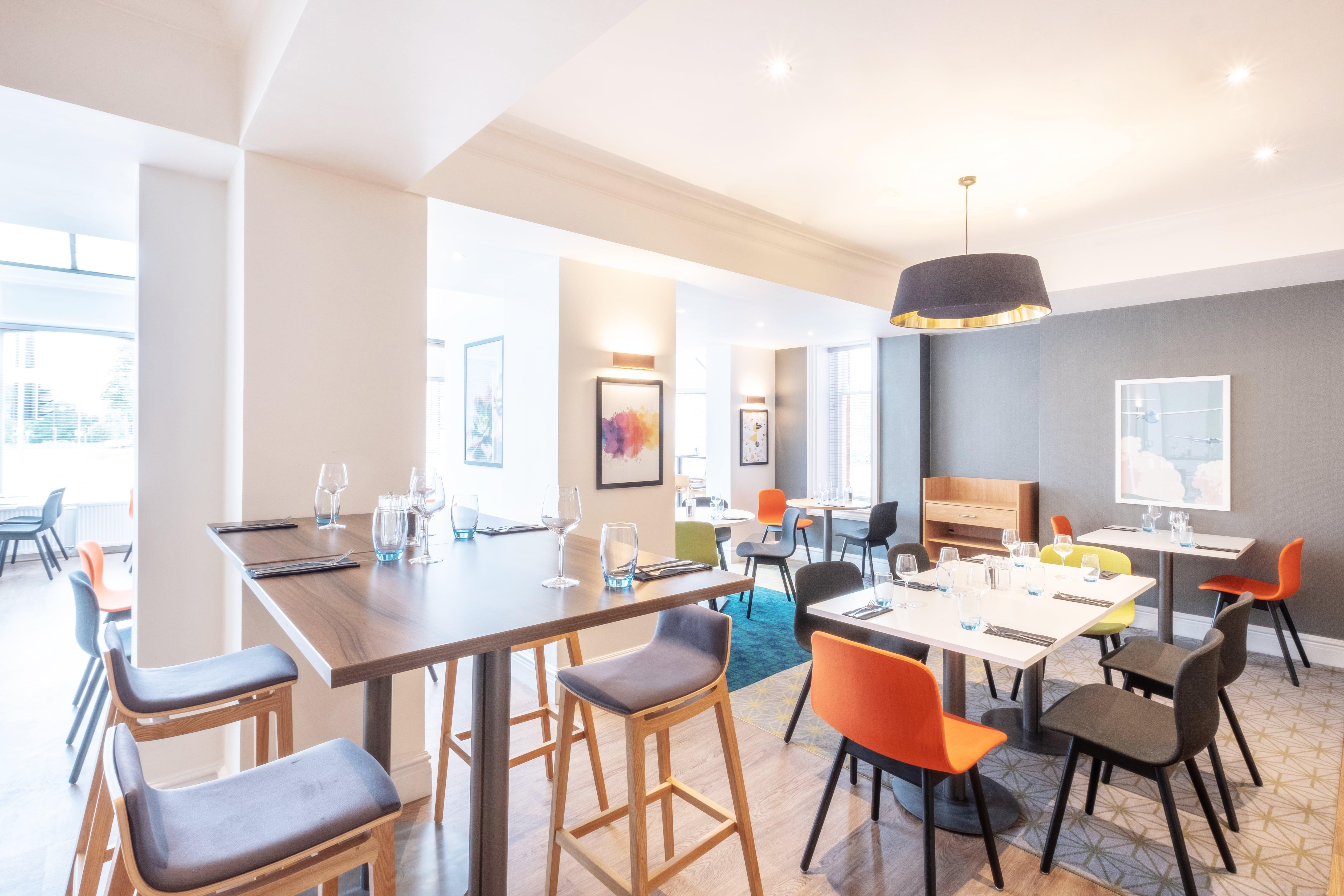 Holiday Inn Farnborough By Ihg Dış mekan fotoğraf