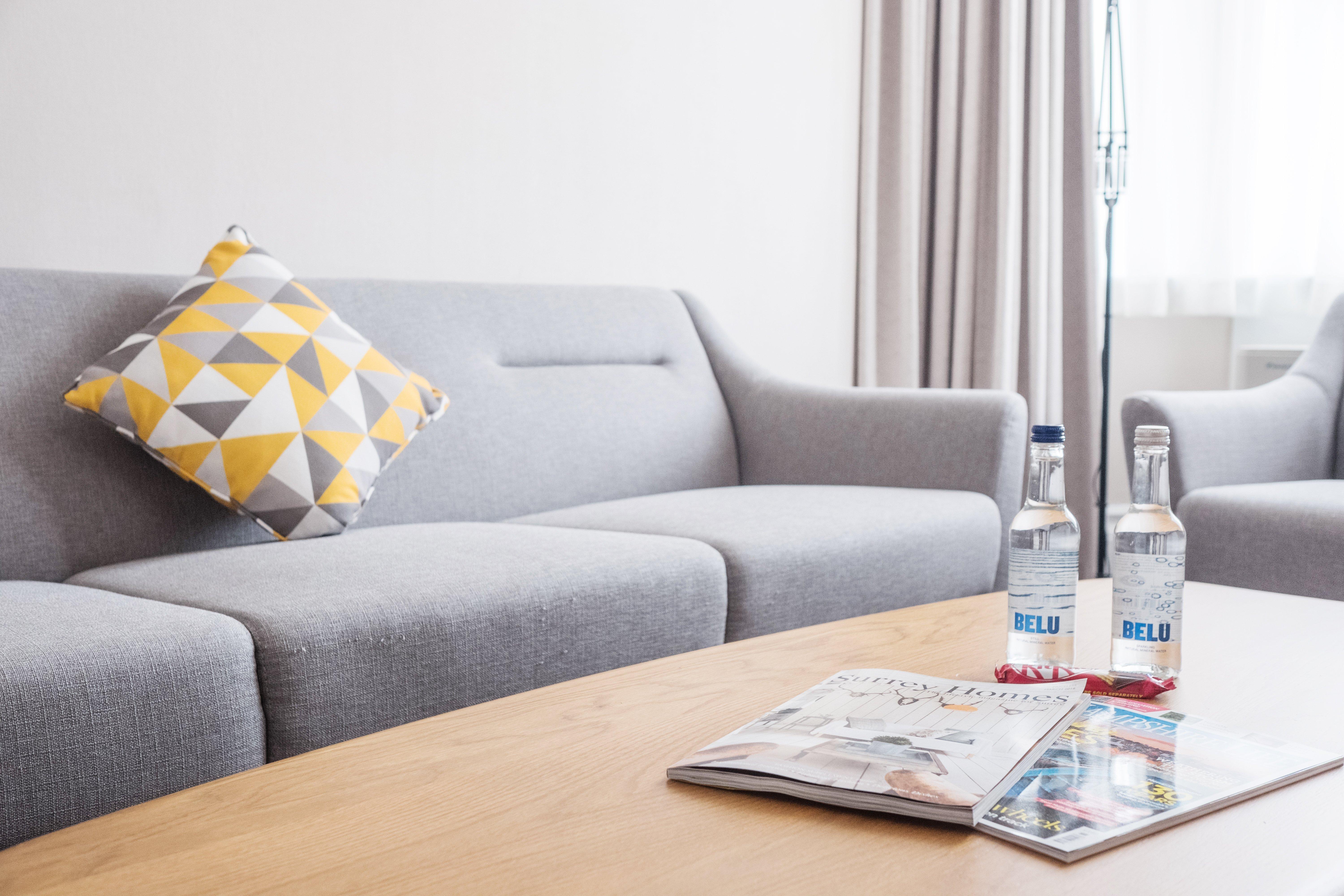Holiday Inn Farnborough By Ihg Dış mekan fotoğraf