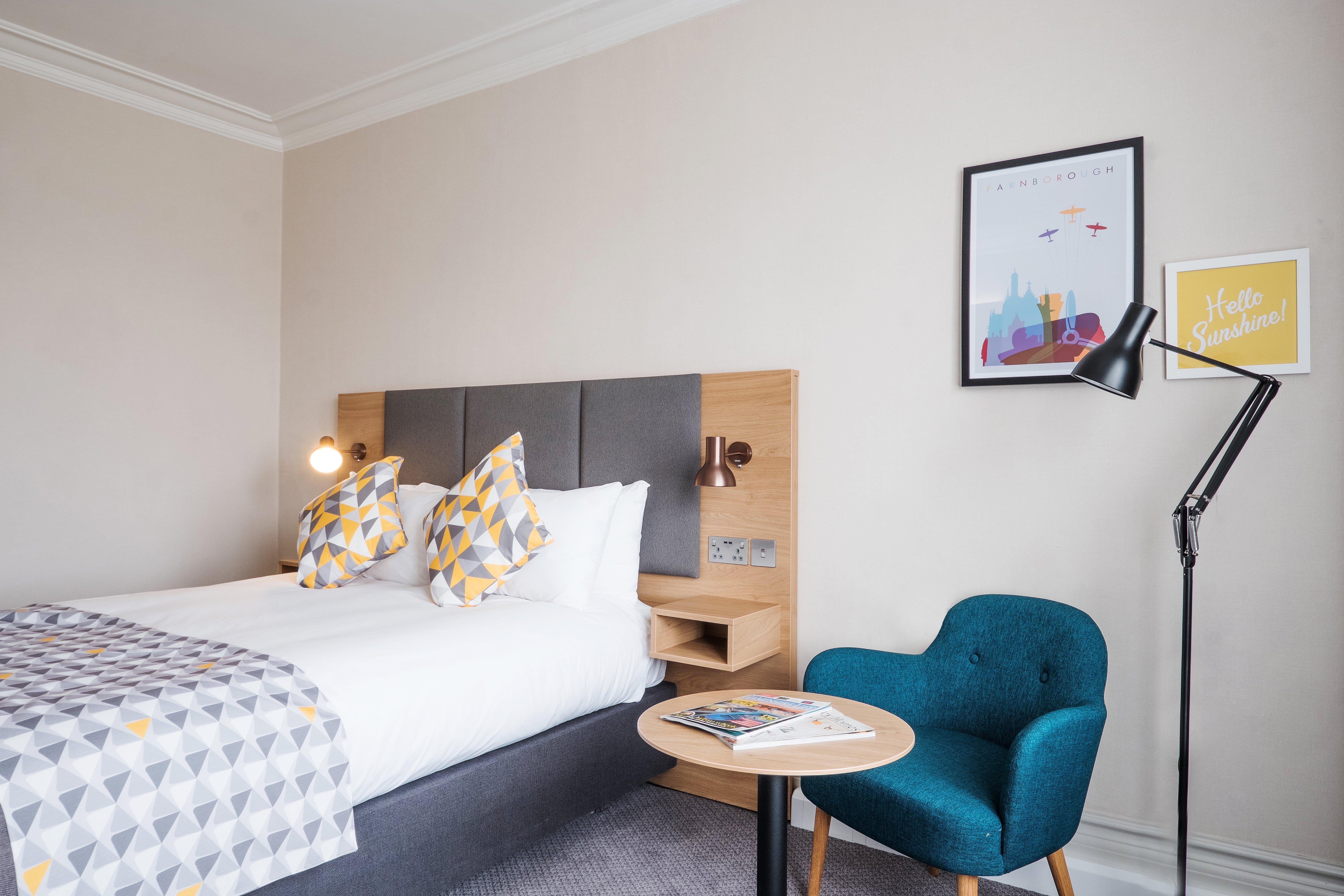 Holiday Inn Farnborough By Ihg Dış mekan fotoğraf