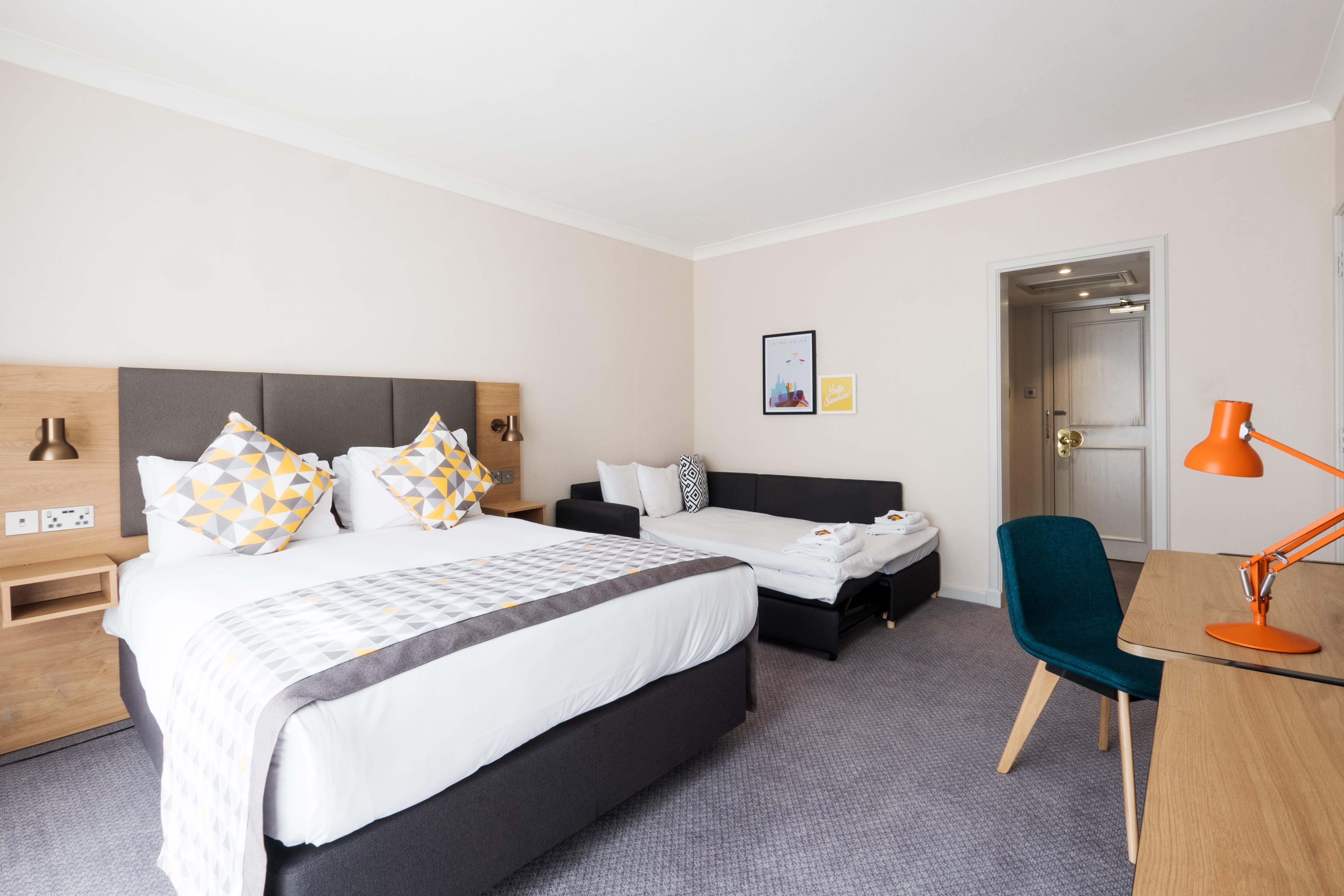 Holiday Inn Farnborough By Ihg Dış mekan fotoğraf