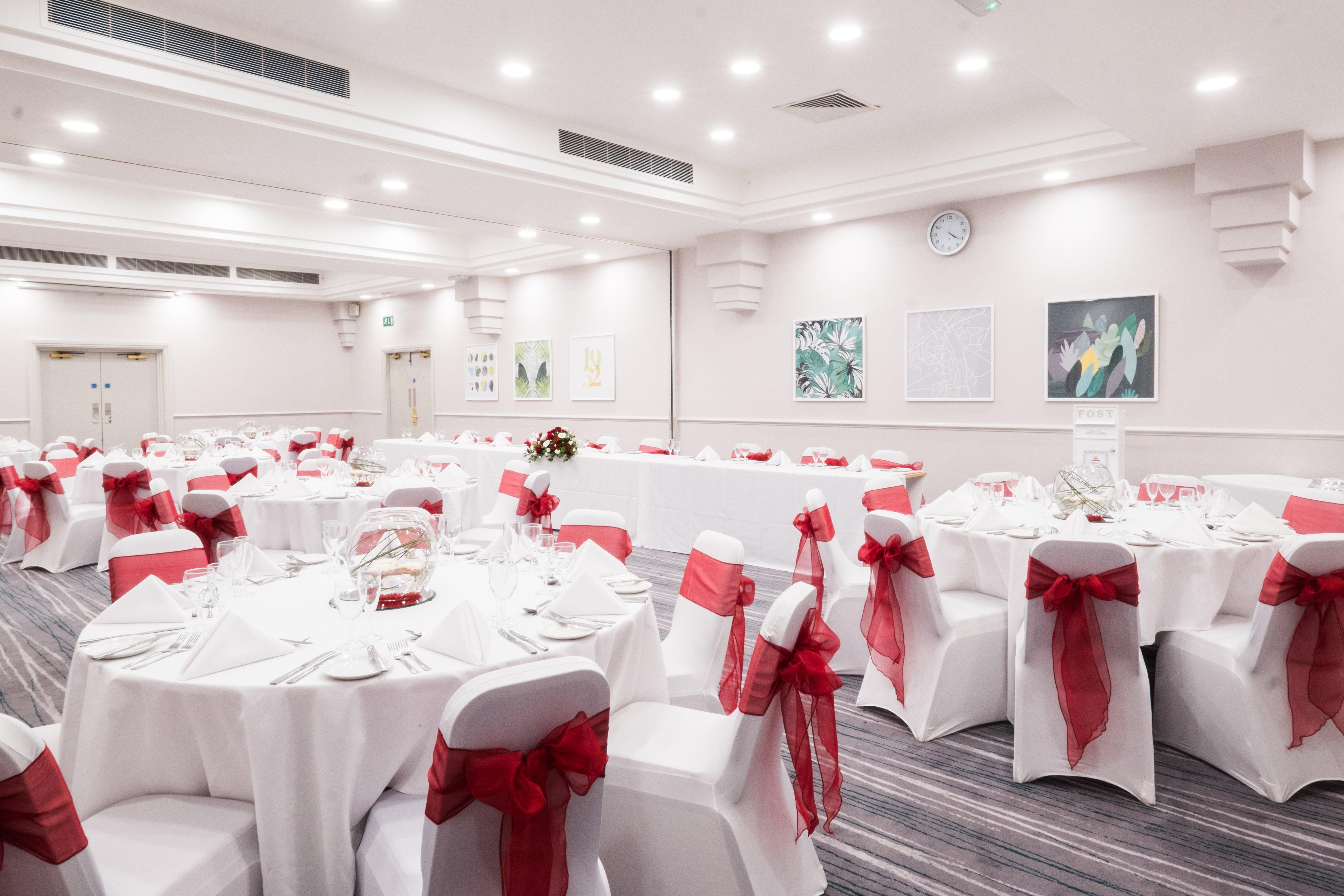 Holiday Inn Farnborough By Ihg Dış mekan fotoğraf