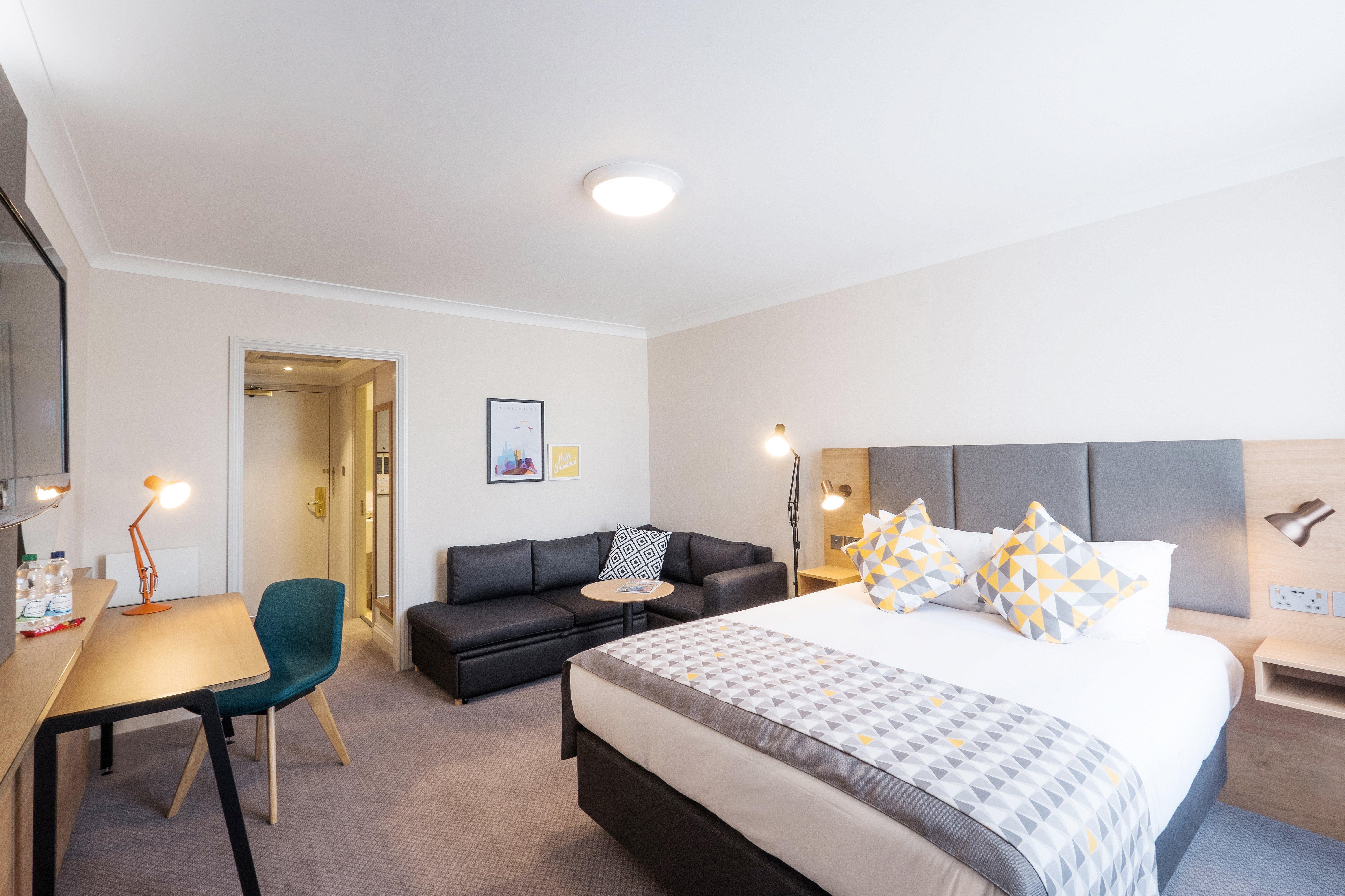 Holiday Inn Farnborough By Ihg Dış mekan fotoğraf
