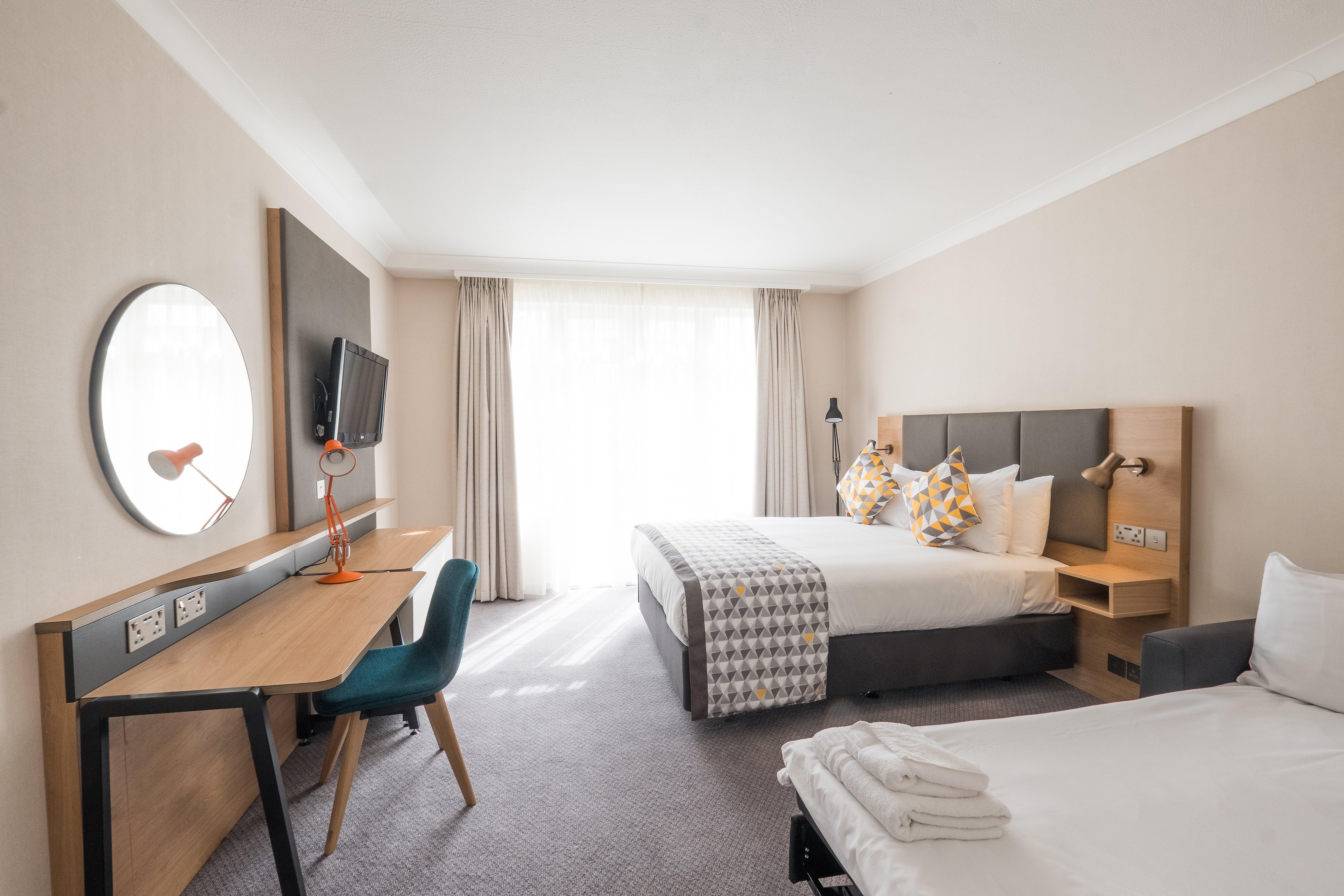 Holiday Inn Farnborough By Ihg Dış mekan fotoğraf